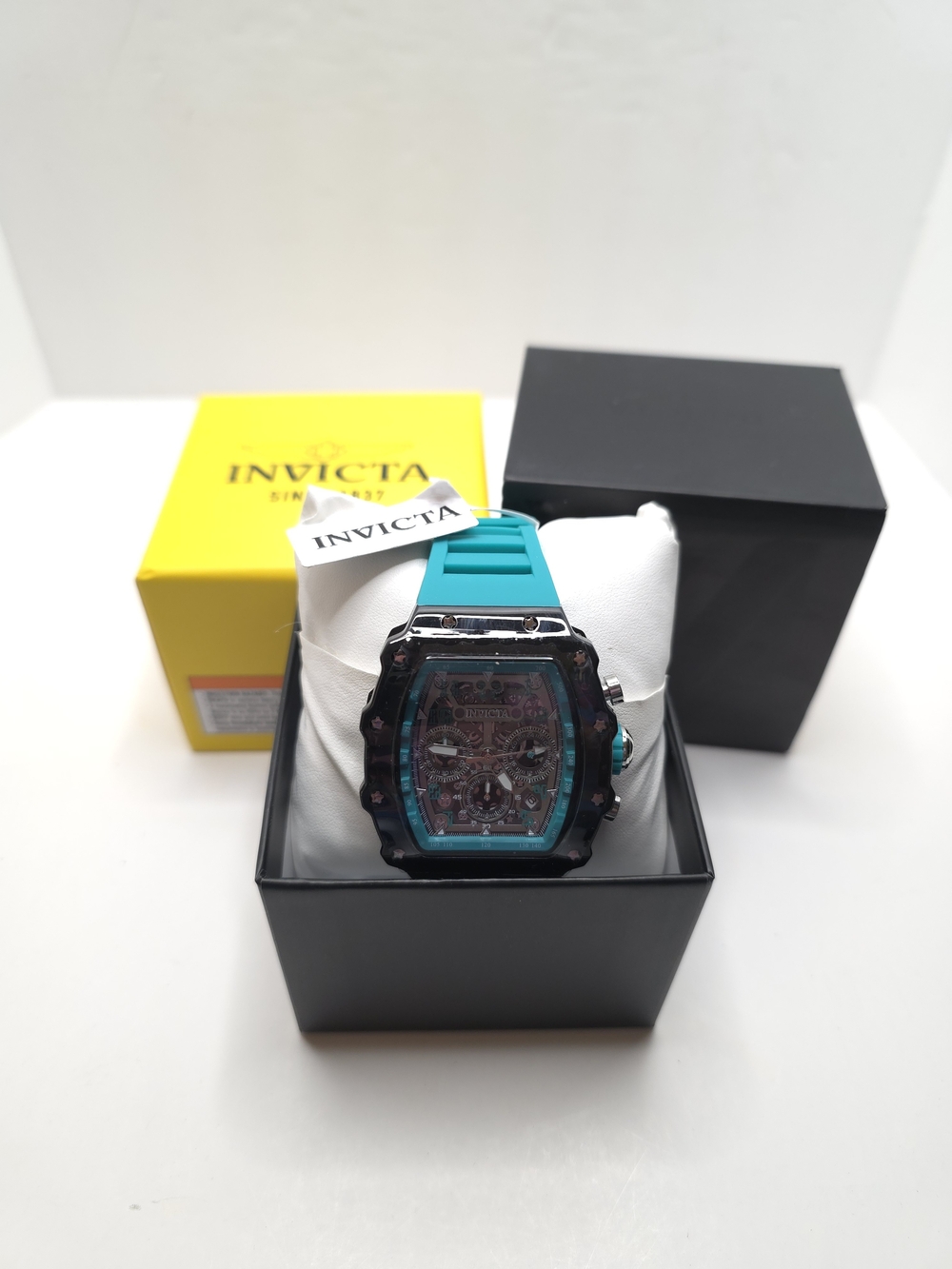 Invicta Men’s Teal Silicone Chronograph Watch Invicta Racing 69730 Men’s Quartz